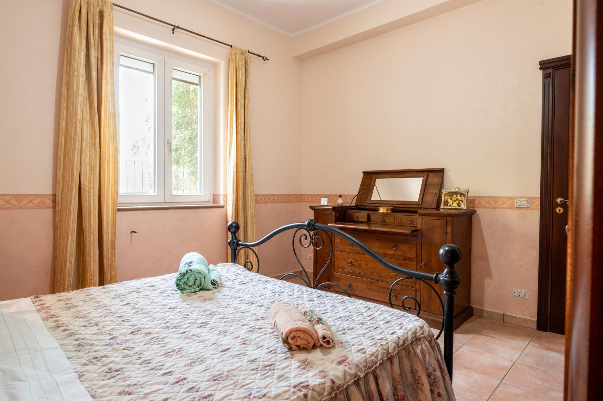 Villa Filippa นิโกเซีย ภายนอก รูปภาพ