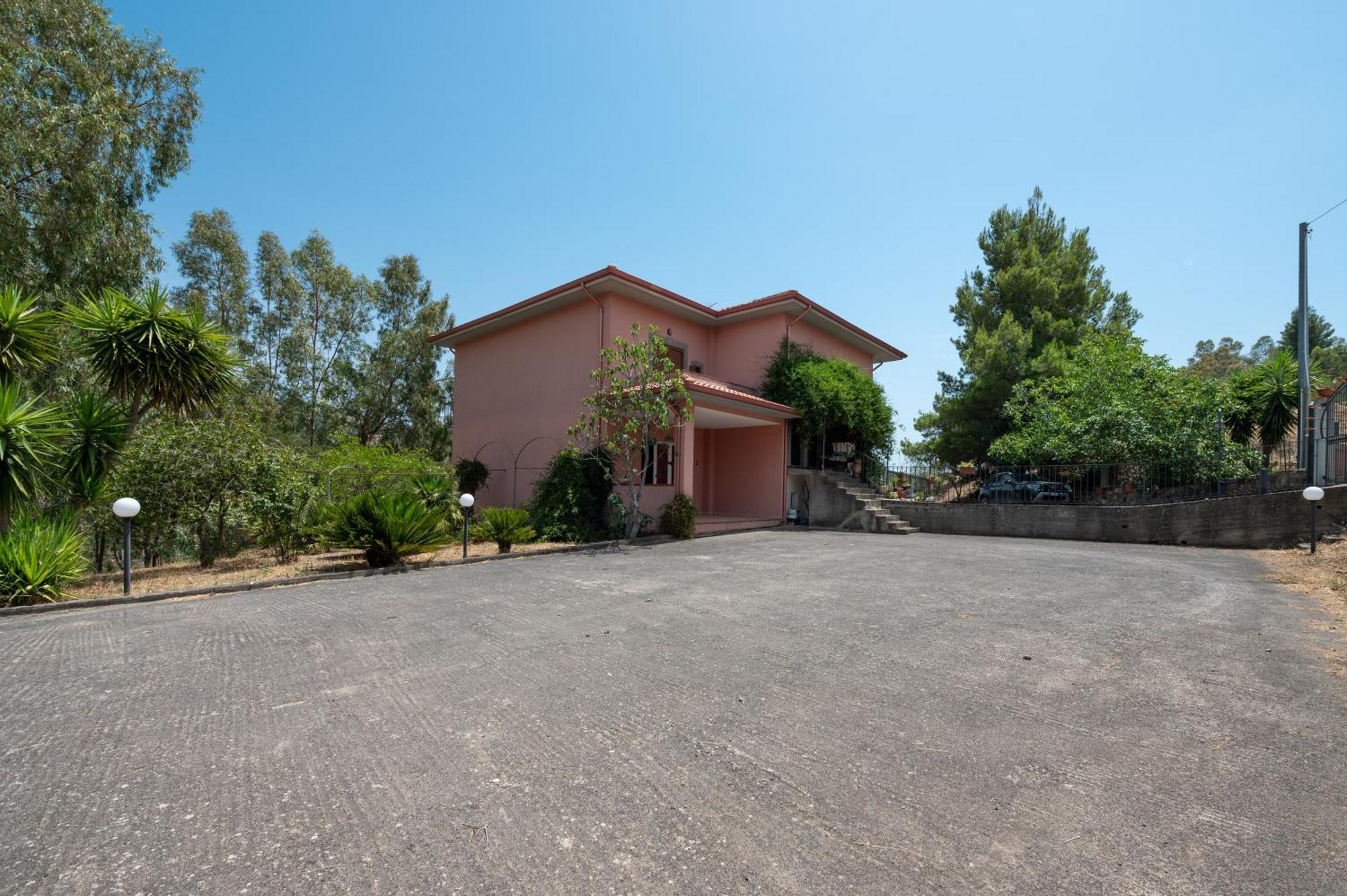 Villa Filippa นิโกเซีย ภายนอก รูปภาพ